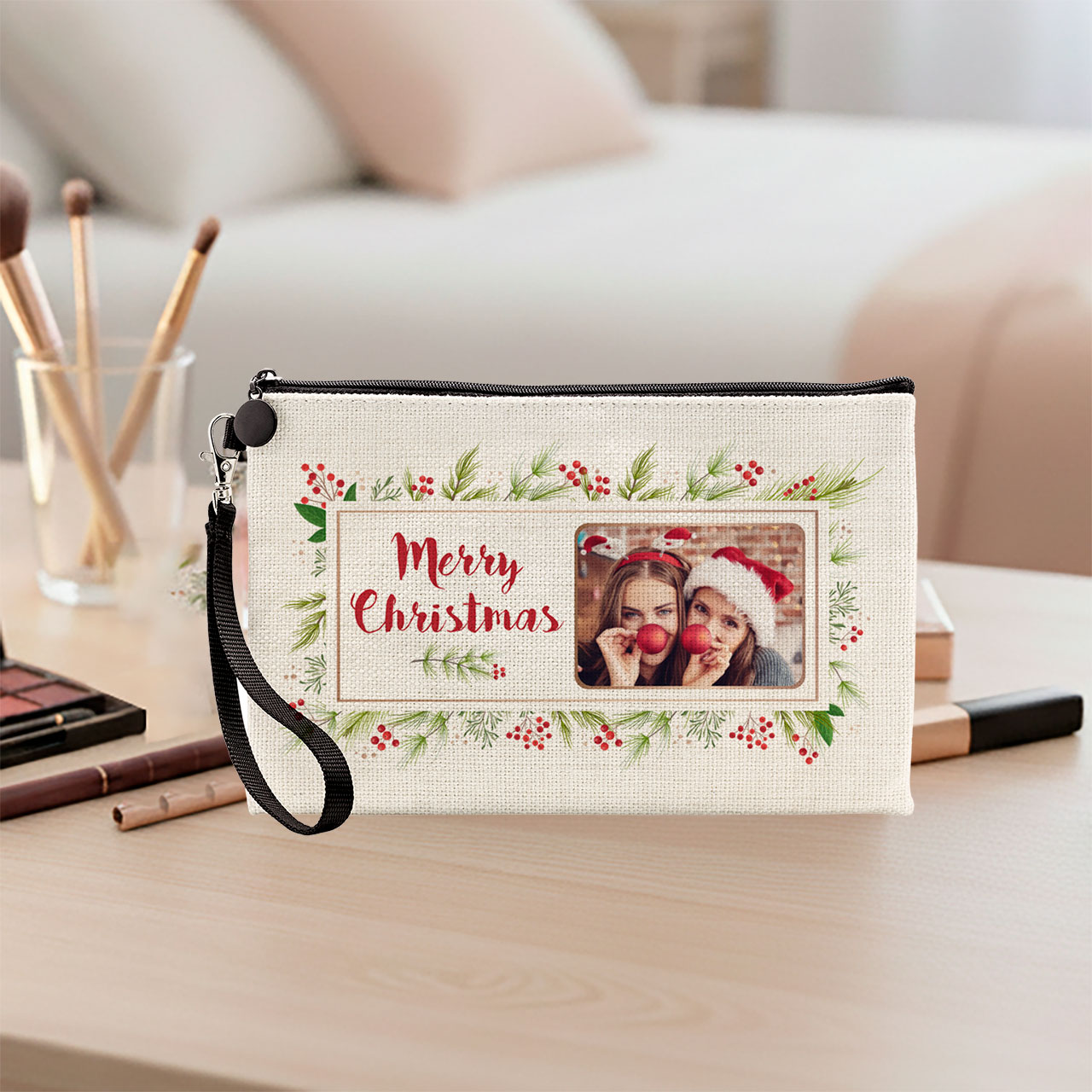 Personalized linen toilet bag