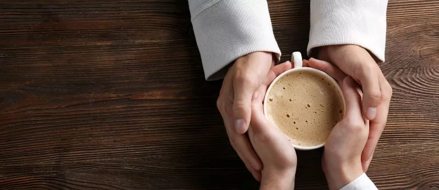 Love is in the air... Even in your cup! | i-moments