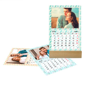 Calendario de mesa con base de madera personalizado | i-moments